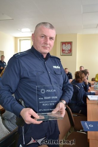Plebiscyt Najpopularniejszy Dzielnicowy roku 2016 w Makowie Mazowieckim [10.02.2017[ - zdjęcie #1 - eOstroleka.pl
