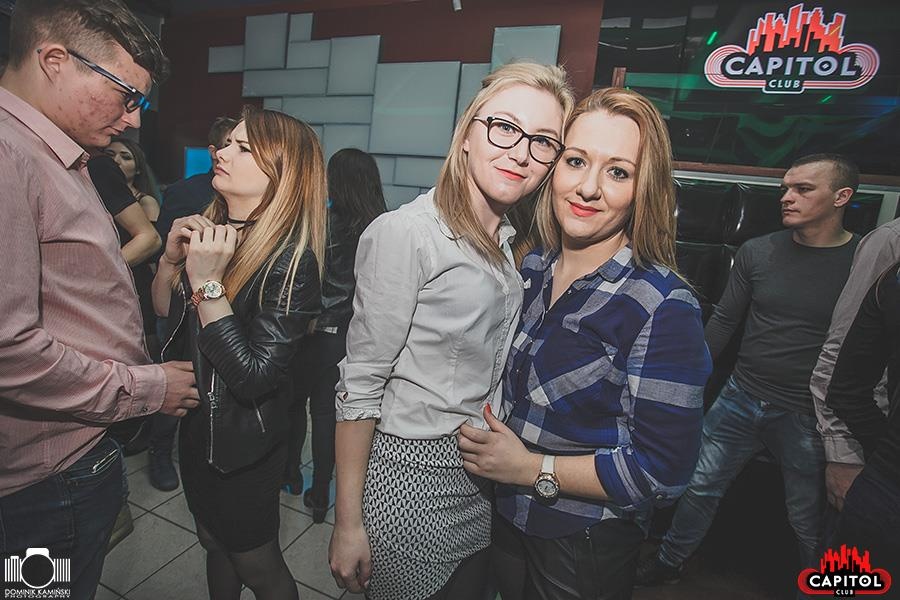 Kolejna odsłona Nocy Wariatów w Clubie Capitol Sypniewo [ZDJĘCIA] - zdjęcie #69 - eOstroleka.pl