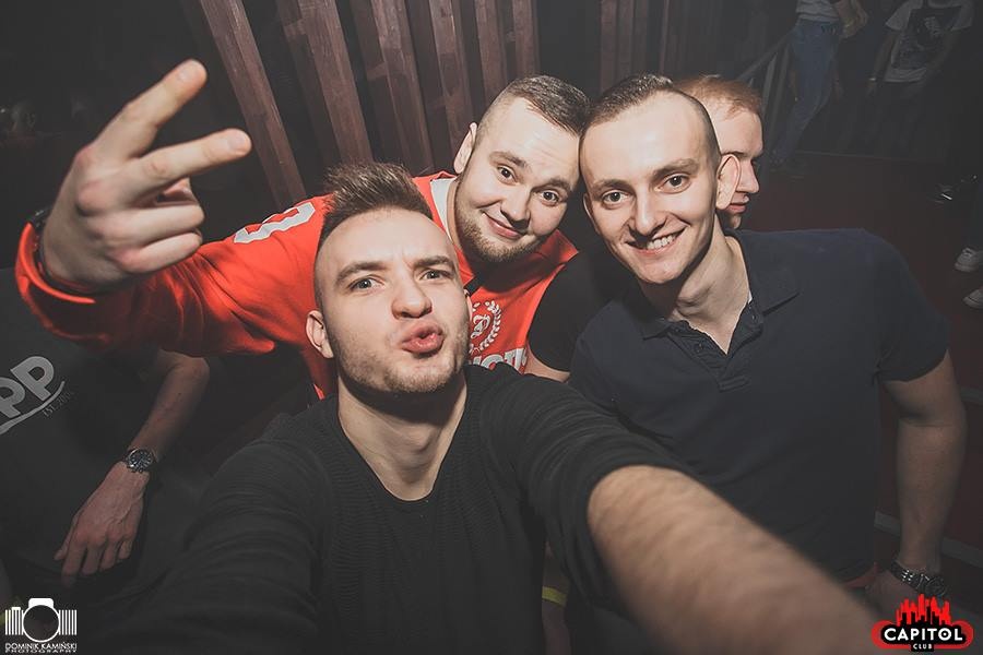 Kolejna odsłona Nocy Wariatów w Clubie Capitol Sypniewo [ZDJĘCIA] - zdjęcie #68 - eOstroleka.pl
