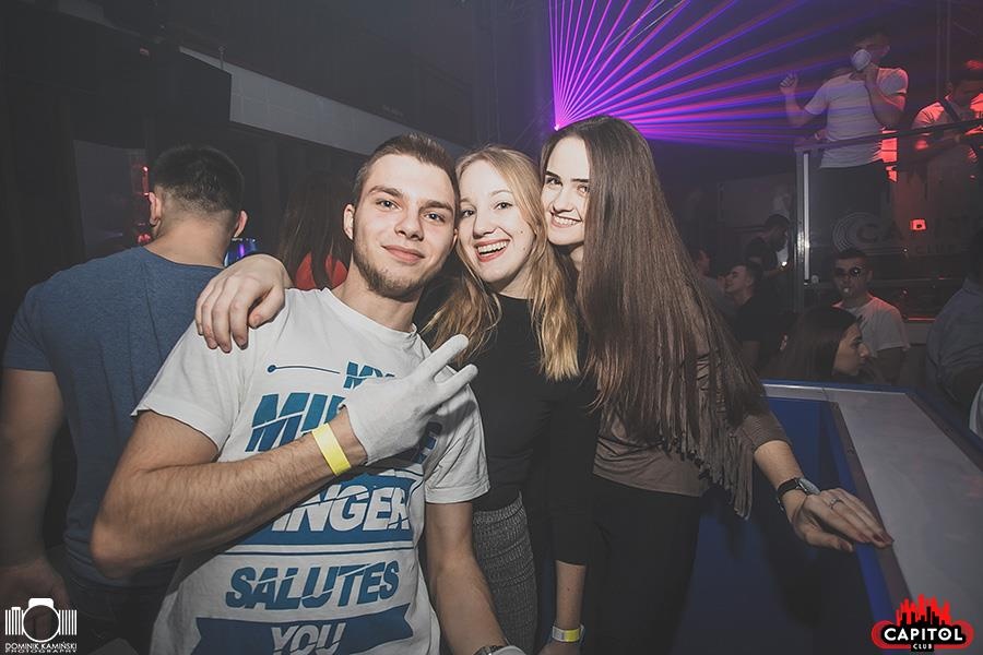 Kolejna odsłona Nocy Wariatów w Clubie Capitol Sypniewo [ZDJĘCIA] - zdjęcie #130 - eOstroleka.pl