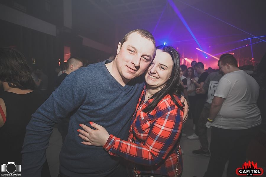 Kolejna odsłona Nocy Wariatów w Clubie Capitol Sypniewo [ZDJĘCIA] - zdjęcie #54 - eOstroleka.pl