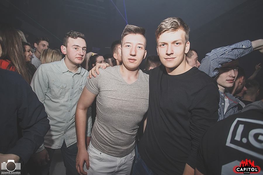 Kolejna odsłona Nocy Wariatów w Clubie Capitol Sypniewo [ZDJĘCIA] - zdjęcie #16 - eOstroleka.pl