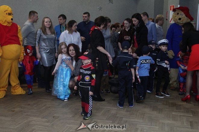 Bal karnawałowy w przedszkolaków z Krainy Misiów [11.02.2017] - zdjęcie #24 - eOstroleka.pl