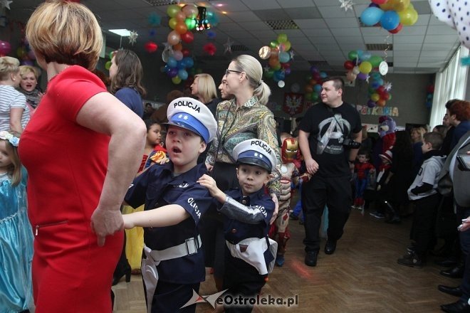 Bal karnawałowy w przedszkolaków z Krainy Misiów [11.02.2017] - zdjęcie #46 - eOstroleka.pl