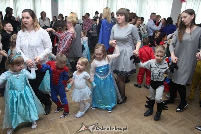 Bal karnawałowy w przedszkolaków z Krainy Misiów [11.02.2017] - zdjęcie #29 - eOstroleka.pl
