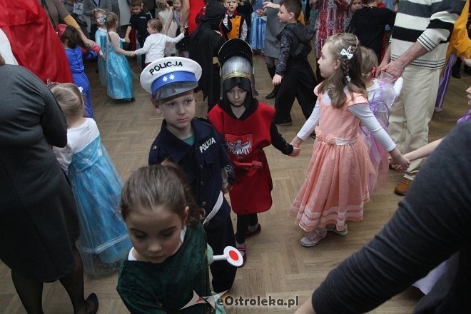 Bal karnawałowy w przedszkolaków z Krainy Misiów [11.02.2017] - zdjęcie #25 - eOstroleka.pl