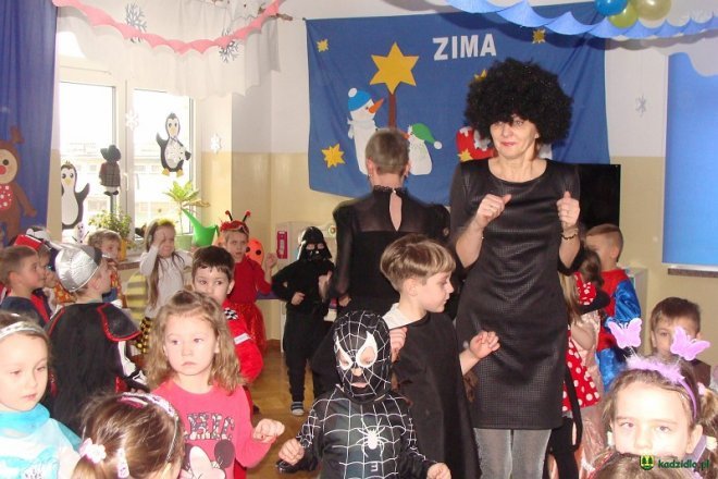 Bal karnawałowy w Przedszkolu Samorządowym w Kadzidle [ZDJĘCIA] - zdjęcie #10 - eOstroleka.pl