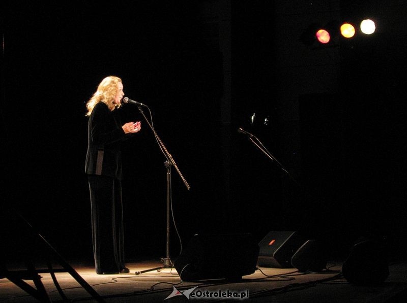 Edyta Geppert zagrała w Ostrołęckim Centrum Kultury [ZDJĘCIA] - zdjęcie #3 - eOstroleka.pl