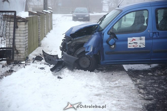 Wypadek w Strzałkach pod Kadzidłem [ZDJĘCIA] - zdjęcie #11 - eOstroleka.pl