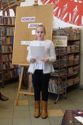 „Konkurs jednego wiersza” w kadzidlańskiej bibliotece [ZDJĘCIA] - zdjęcie #9 - eOstroleka.pl