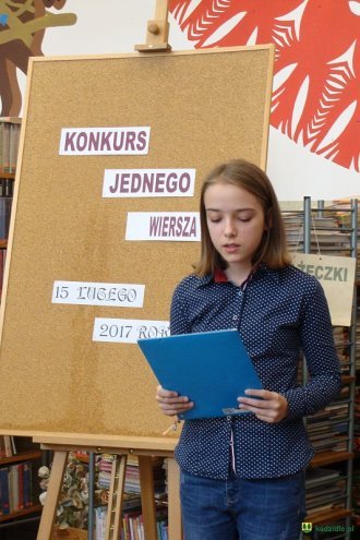 „Konkurs jednego wiersza” w kadzidlańskiej bibliotece [ZDJĘCIA] - zdjęcie #20 - eOstroleka.pl