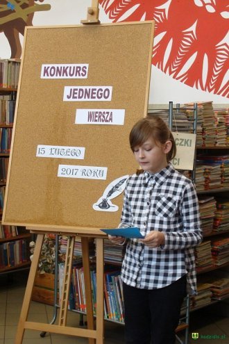 „Konkurs jednego wiersza” w kadzidlańskiej bibliotece [ZDJĘCIA] - zdjęcie #21 - eOstroleka.pl
