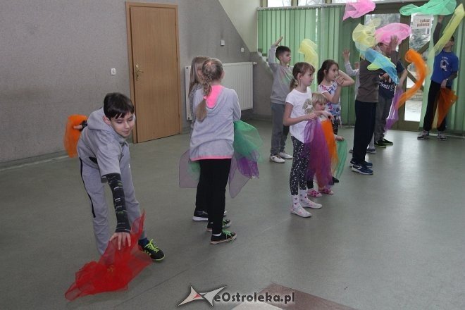 Warsztaty cyrkowe dla najmłodszych w Ostrołęckim Centrum Kultury [ZDJĘCIA] - zdjęcie #29 - eOstroleka.pl